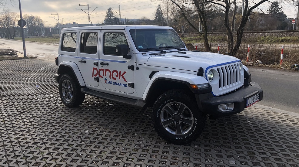 Read more about the article TEST: Jeep Wrangler Sahara w Panek CarSharing