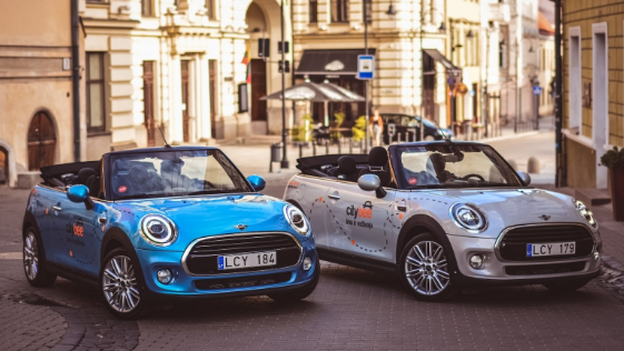 Read more about the article Carsharing „bez dachu”?<br> Czy sezonowa flota ma sens?